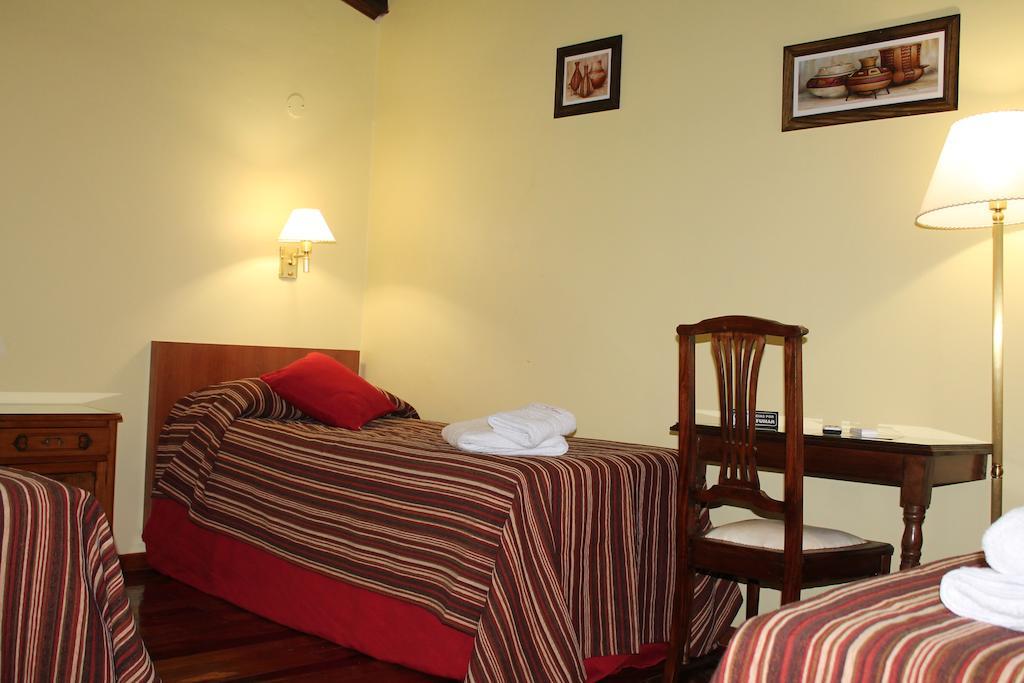 Hotel Las Azaleas Jardín América Zimmer foto