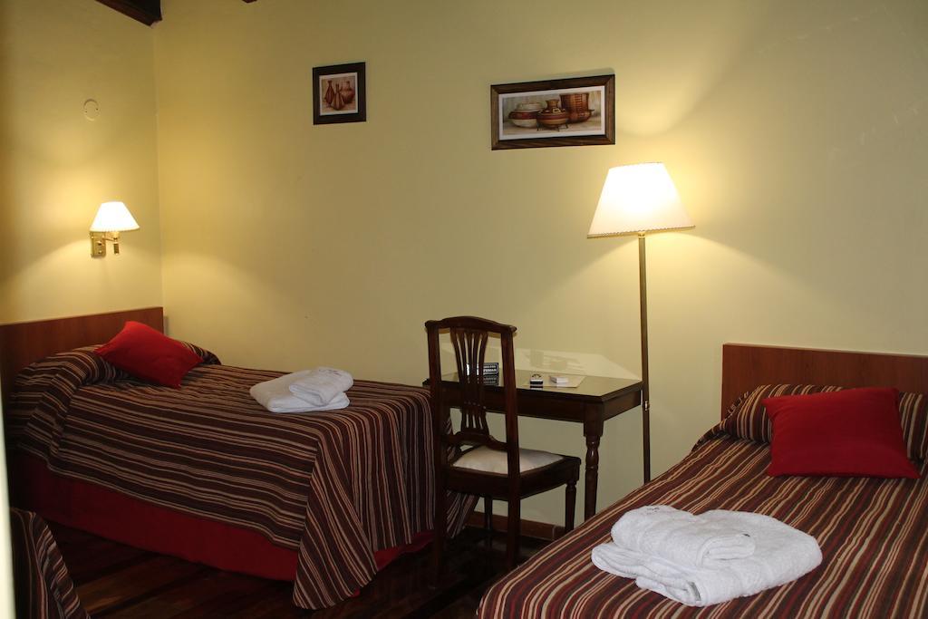 Hotel Las Azaleas Jardín América Zimmer foto